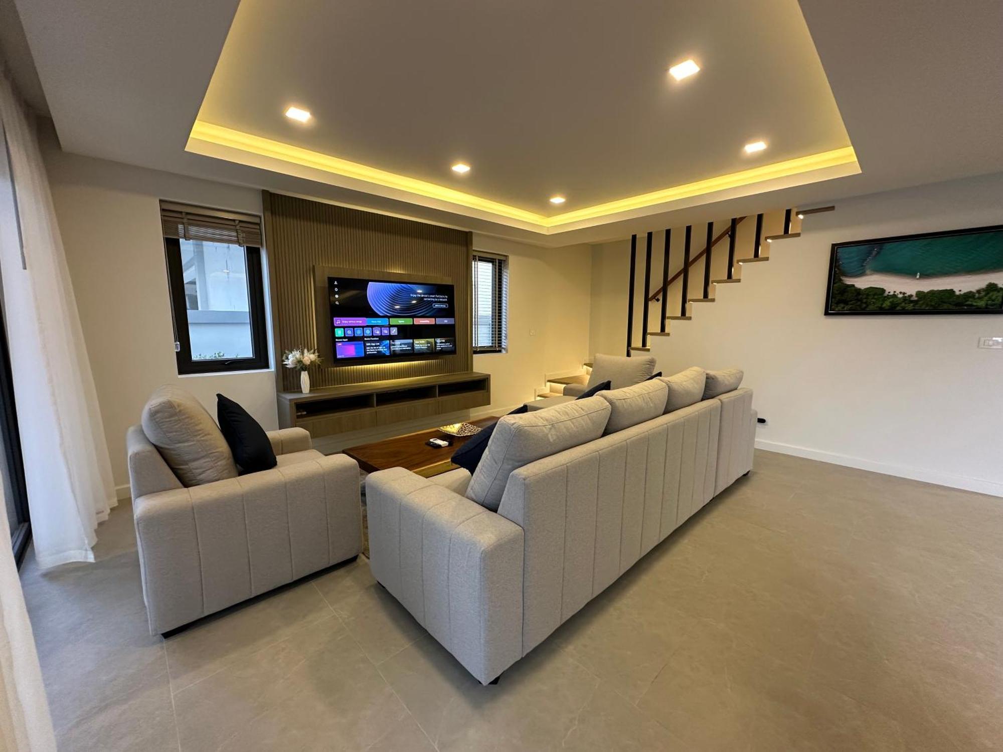 3 Bedroom Midtown *