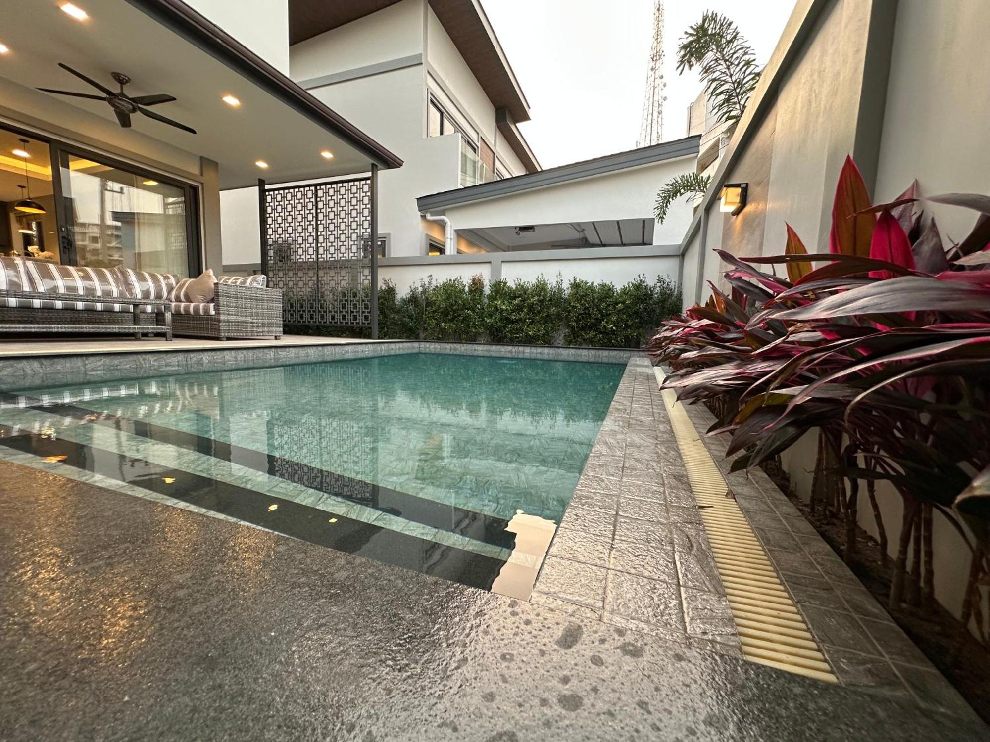 3 Bedroom Midtown * Pattaya