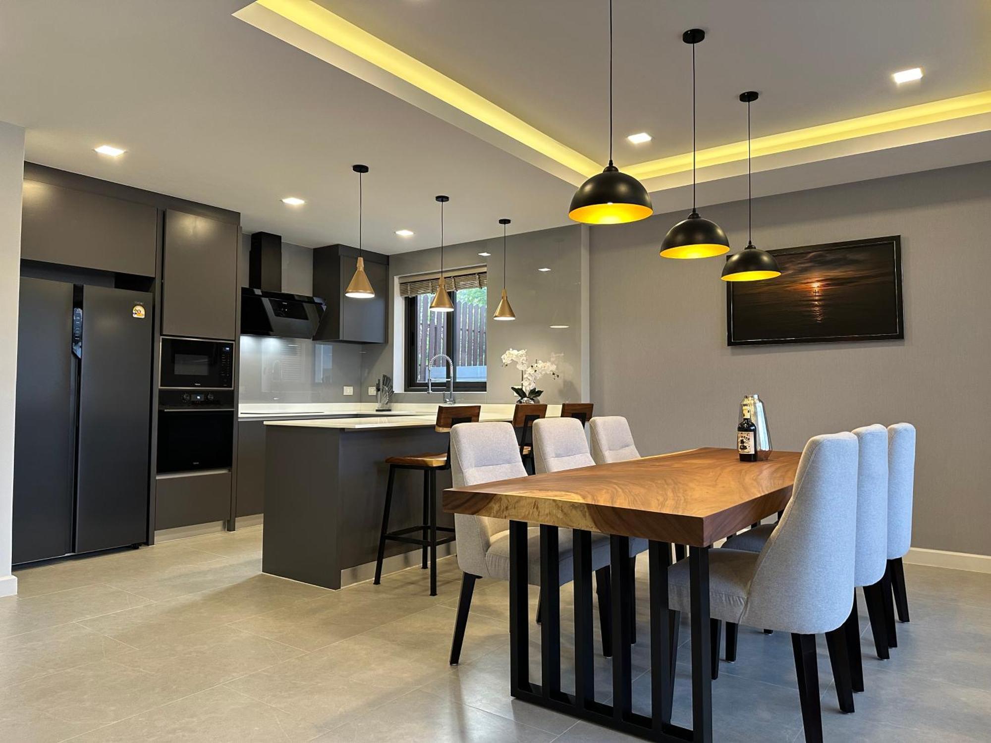 3 Bedroom Midtown Villa